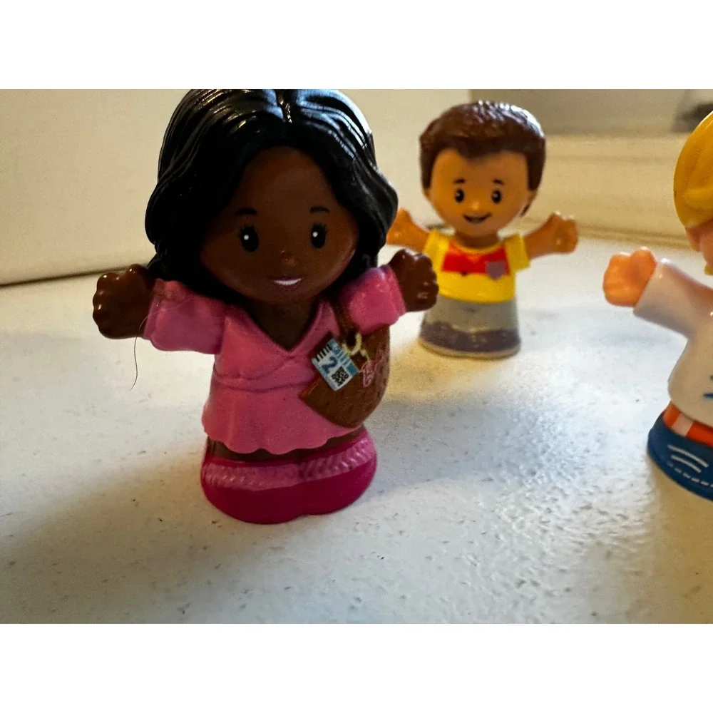 Fisher Price Little People Figures Lot of 5 Pilot Traveler Kids Kristoff